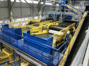 Two magnetic head pulleys side by side for ferrous metal separation on conveyor systems